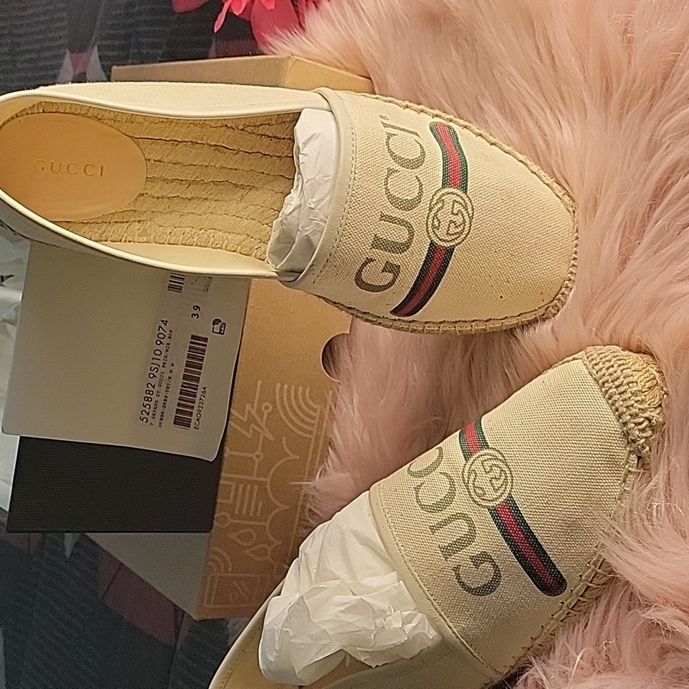Gucci Fabric Upper - image 4